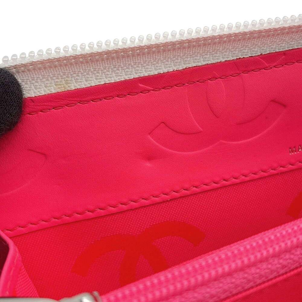 CHANEL Authentic Black Logo Wallet - Picture 10 of 16